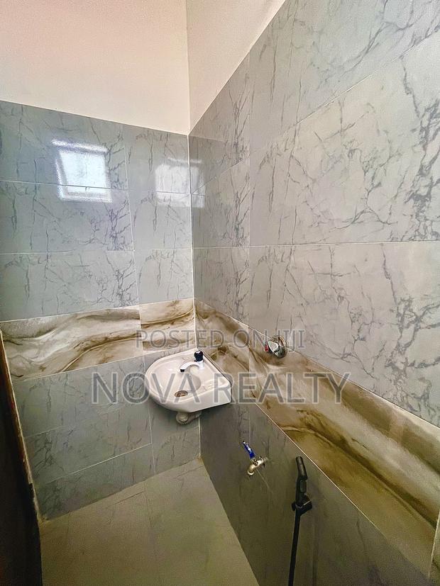 1bdrm Bedsitter in Elki Apartments, Nyali Mkomani for rent - thumbnail 5