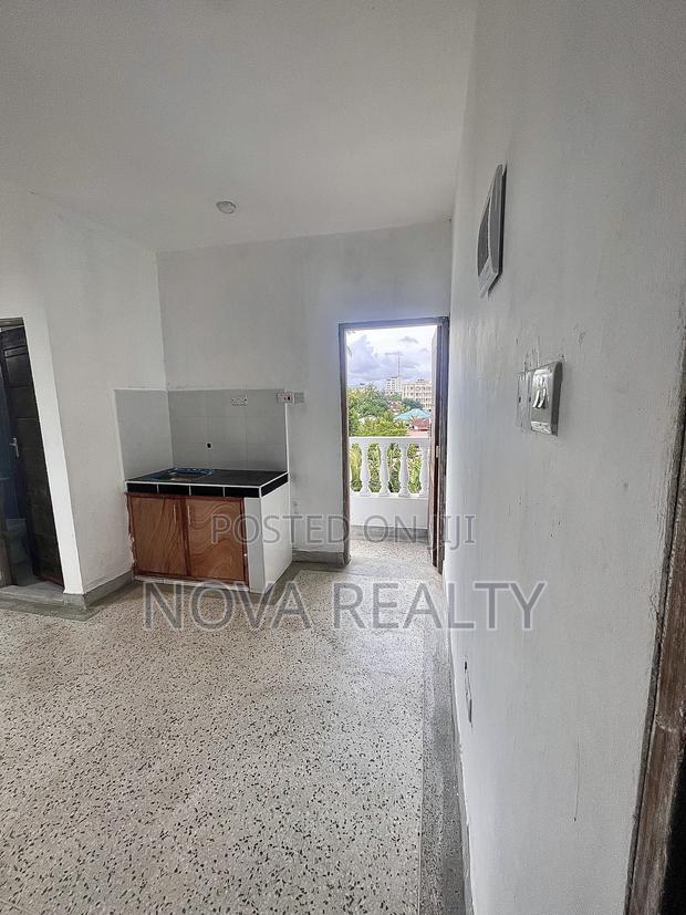 1bdrm Bedsitter in Elki Apartments, Nyali Mkomani for rent - thumbnail 9