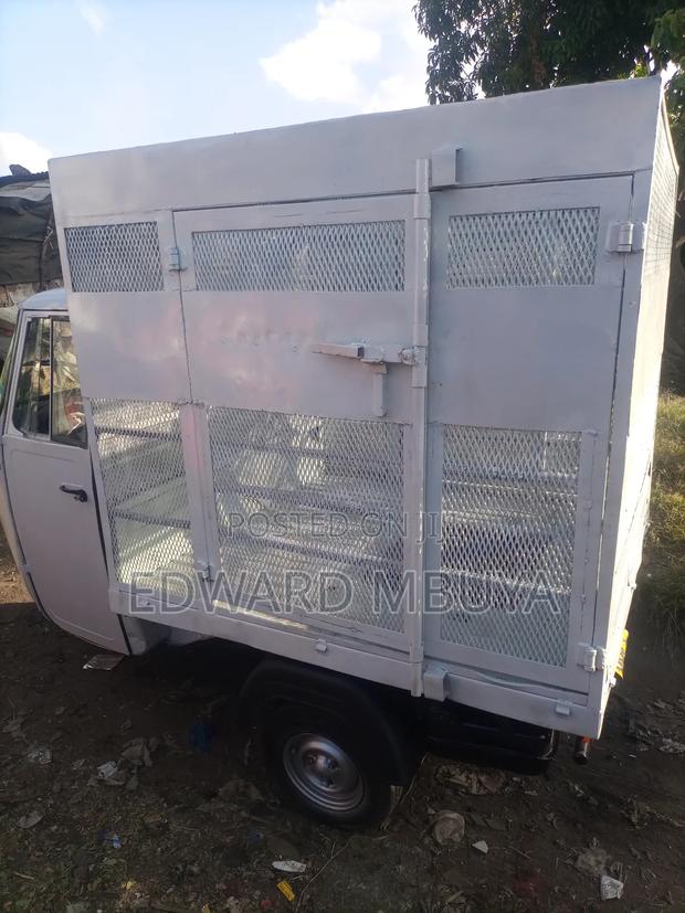 Piaggio 2021 White - thumbnail 3