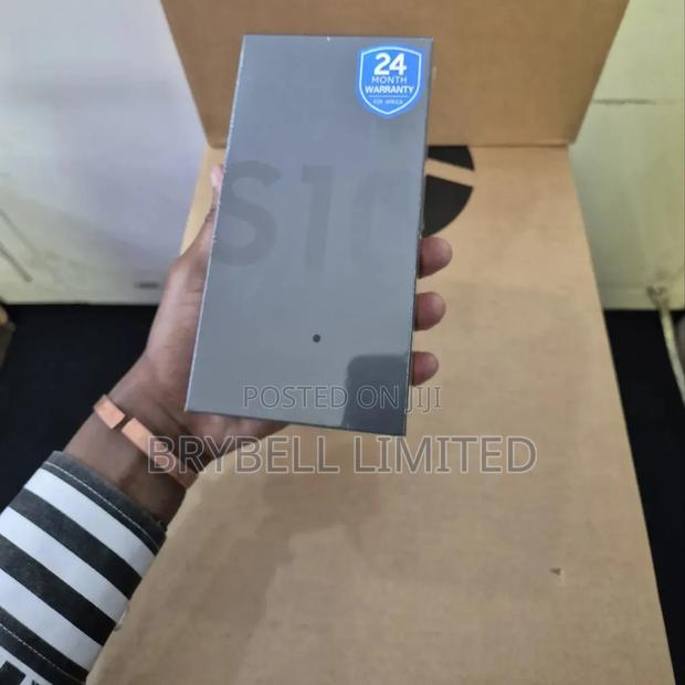 New Samsung Galaxy S10 Plus 128 GB White - thumbnail 4