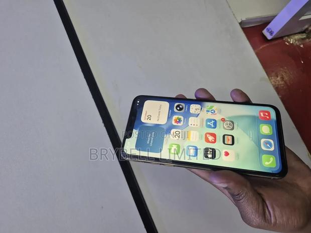 Apple iPhone 11 Pro Max 256 GB Gold - thumbnail 9