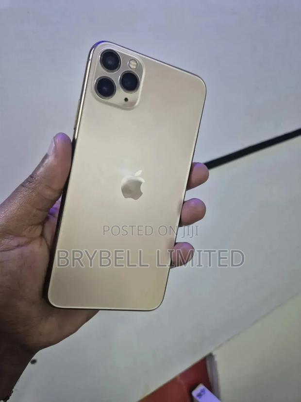 Apple iPhone 11 Pro Max 256 GB Gold - thumbnail 5