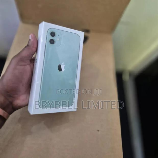 New Apple iPhone 11 128 GB Green - thumbnail 3