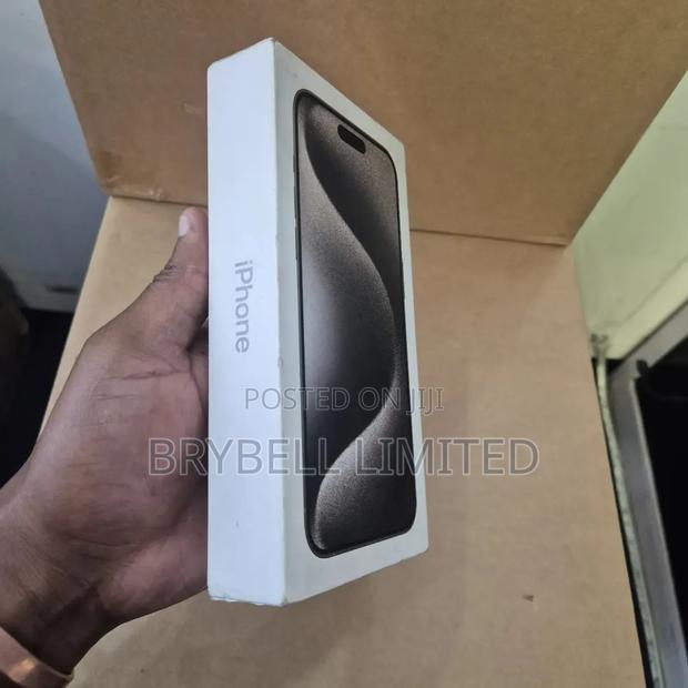 Apple iPhone 15 Pro Max 256 GB Silver - thumbnail 6