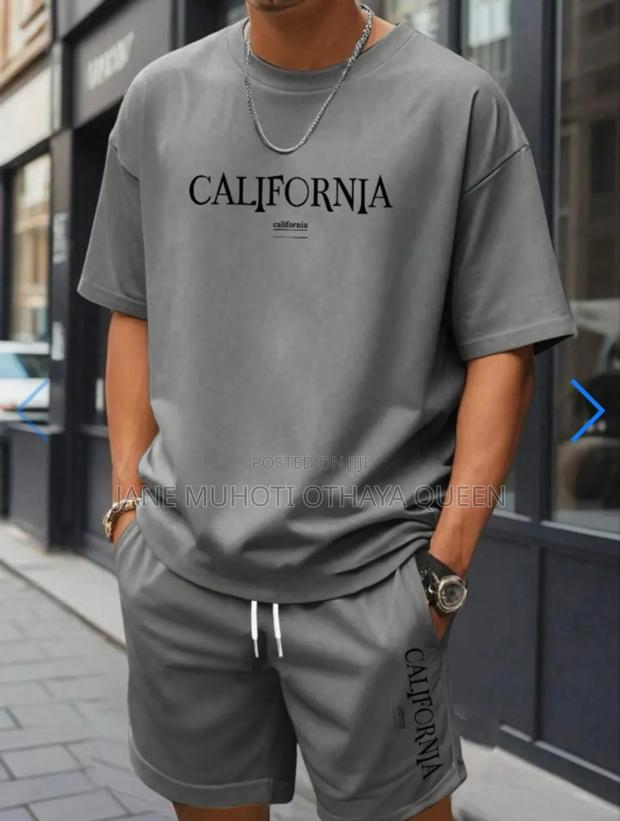 California Two Piece
M-4xl - thumbnail 2