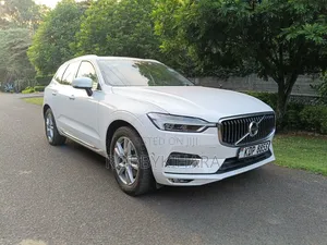 Volvo XC60 T5 Inscription AWD 2018 White
