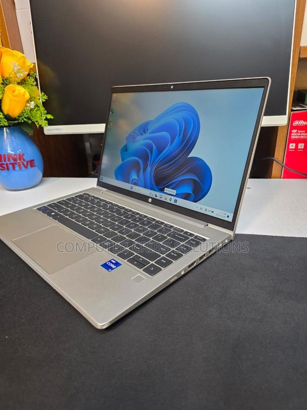 Laptop HP ProBook 440 G9 16GB Intel Core I7 SSD 512GB
