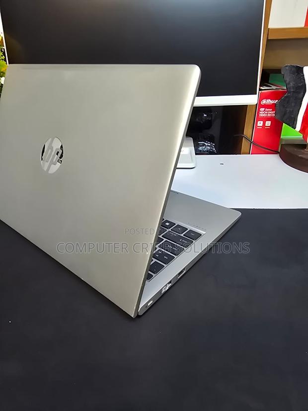 Laptop HP ProBook 440 G9 16GB Intel Core I7 SSD 512GB - thumbnail 5