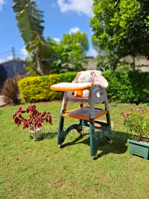 Kids Feeding Table