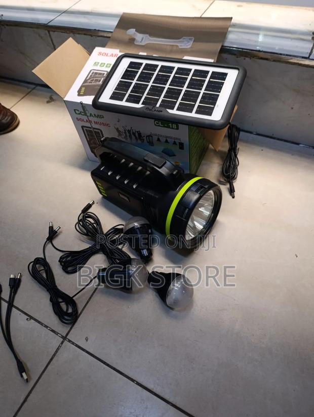 High-Tech Solar Lighting System With Radio and 3 Bulbs - main view