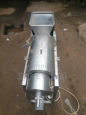 Fresh Juice Pulper Machine - main view