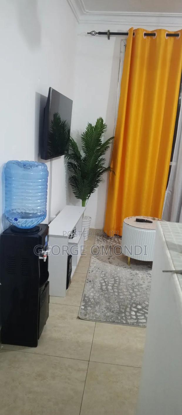 One Bedroom BNB - thumbnail 7