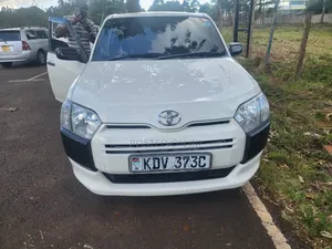 Toyota Probox 1.5 DX 2WD 2020 White