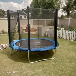 8ft Trampoline With Safety Net & Ladder