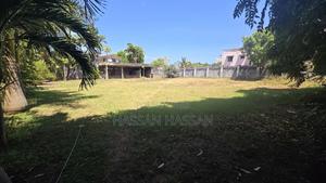 Half Acre for Sale in Nyali Mahesh Doshi Road