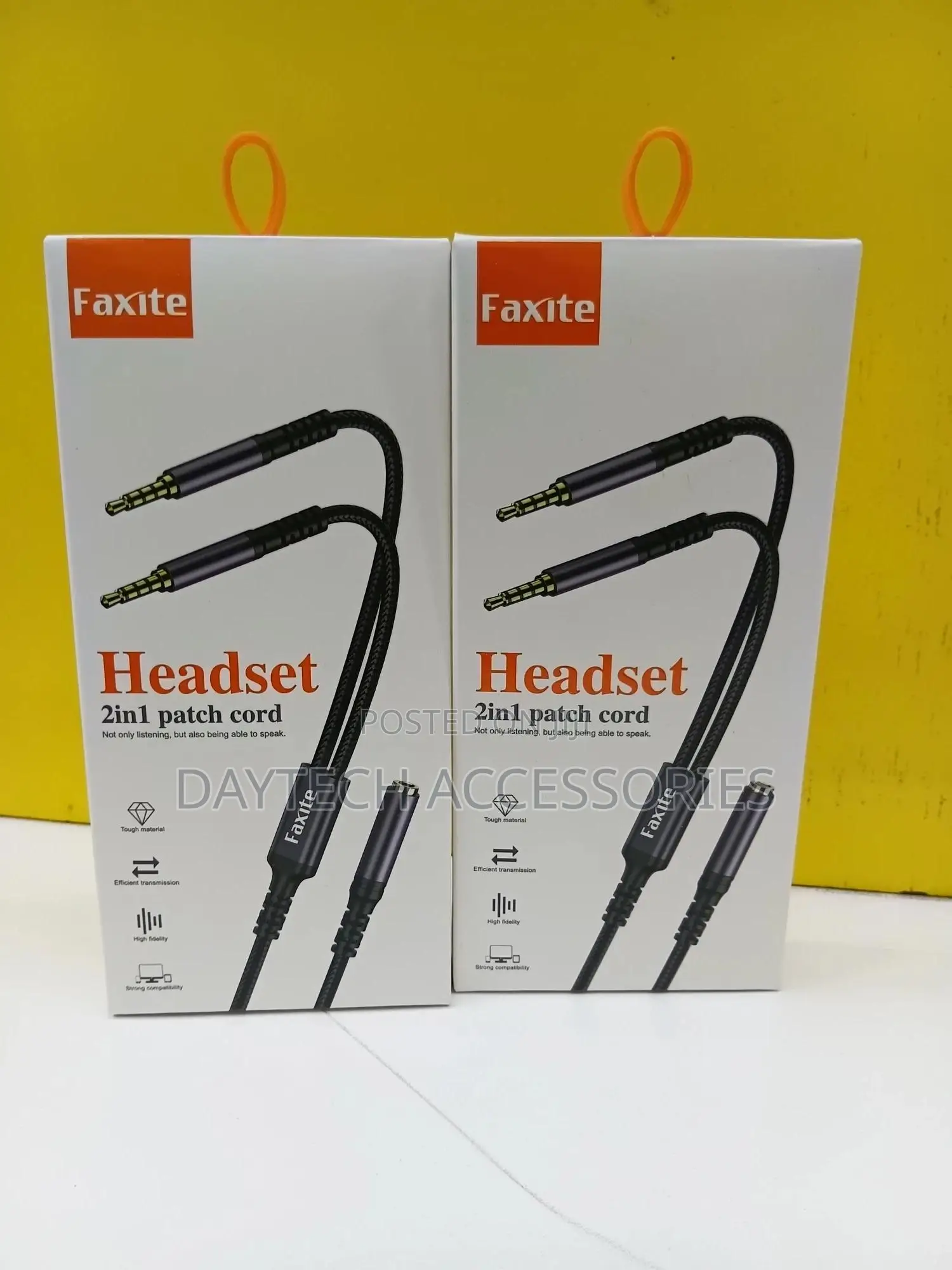 3.5mm Headset 2-in-1 (Audio/Microphone Splitter Cable).