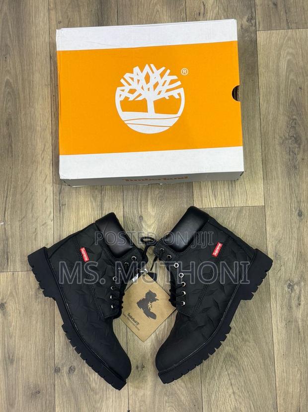 1st Quality Supreme X Timberland!! Size 40-46 - main view