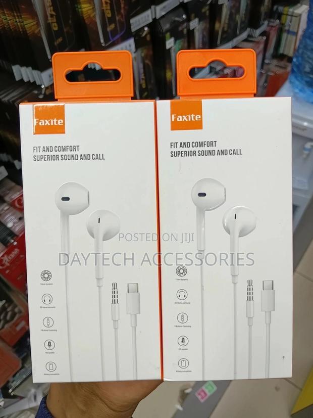 This Is a Faxite Fit and Comfort Wired With 3.5mm Type C