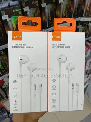 This Is a Faxite Fit and Comfort Wired With 3.5mm Type C