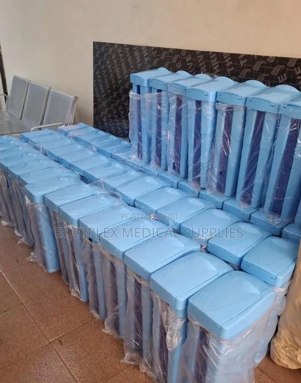 New Sanitary Bins (18 Liters) - thumbnail 2