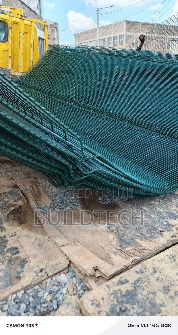 Perimeter Anti- Climp Security Fence - thumbnail 2