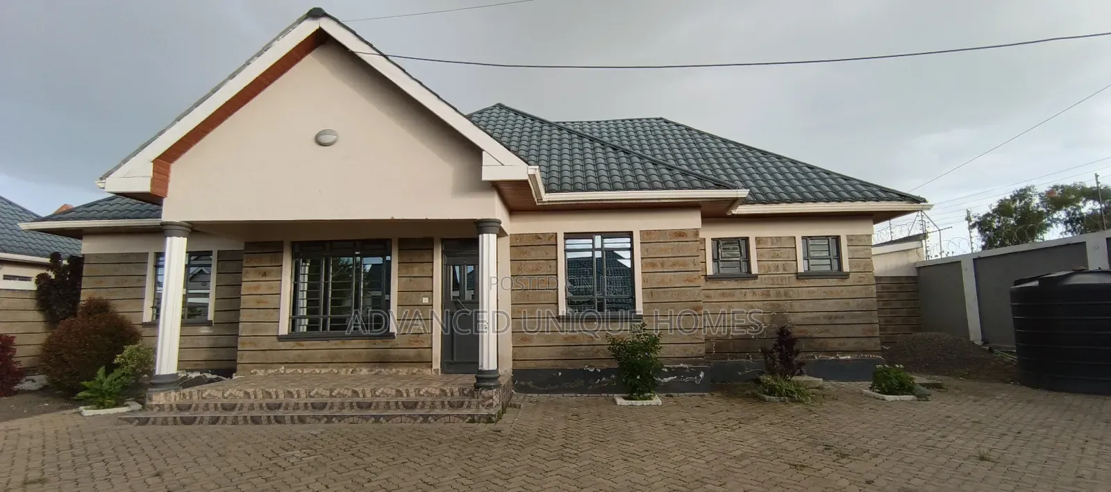 3bdrm Bungalow in Barnabas for sale