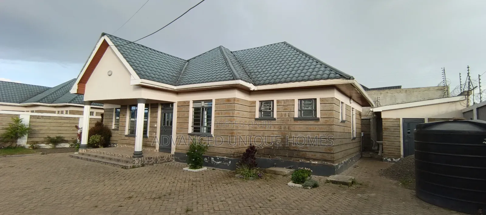 3bdrm Bungalow in Barnabas for sale