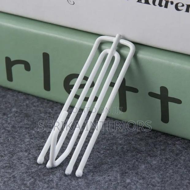 White 3 Pin Hooks 3 Pin Hooks Environmental Friendly Justice