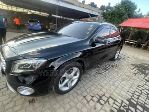 Mercedes-Benz GLA-Class 2018 Black