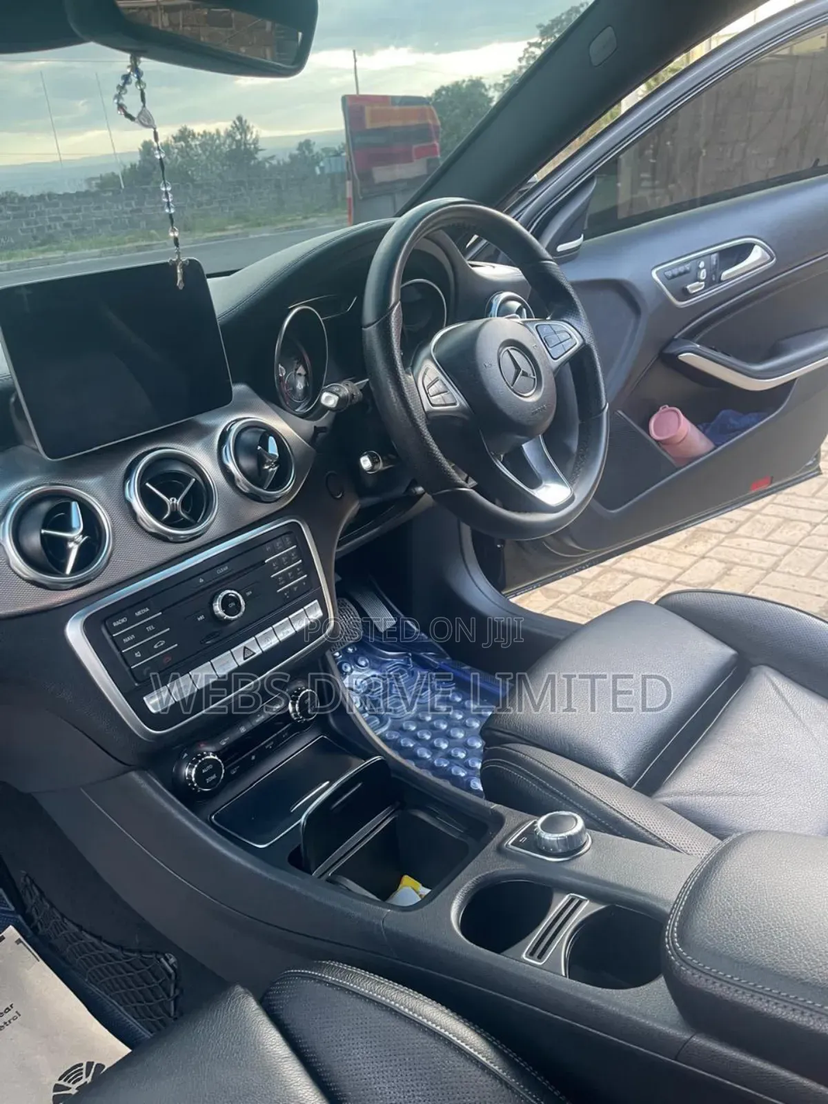 Mercedes-Benz GLA-Class 2018 Black