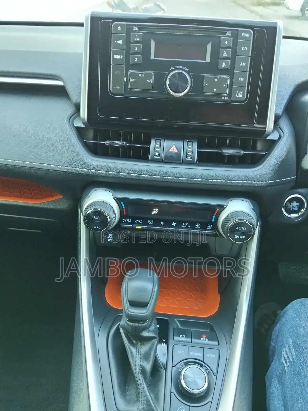 Toyota RAV4 Adventure AWD 2020 Green
