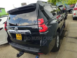 Toyota Land Cruiser Prado 2017 Black