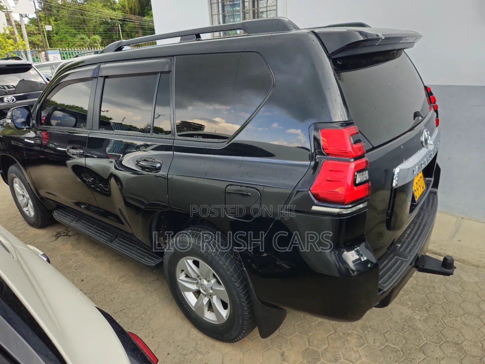 Toyota Land Cruiser Prado 2017 Black
