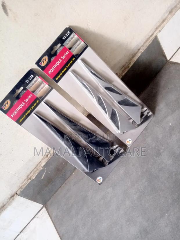 Racing Style Fender Side Vent – 2pc Universal - main view