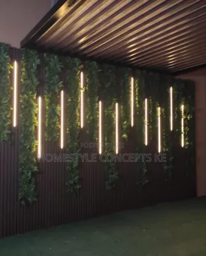 Modern Wall Decorative Artificial Flowers Grass Backdrops Services