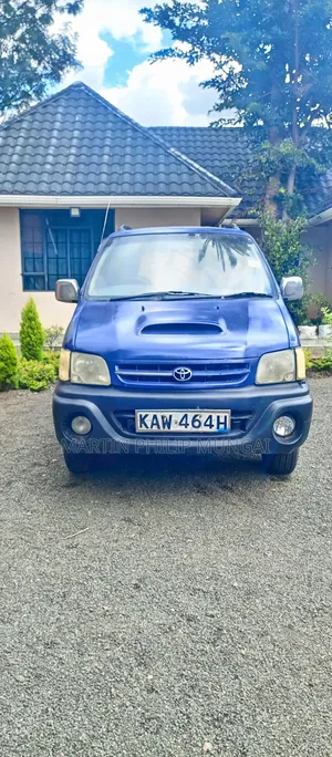 Toyota Noah 2.0 AWD (8 Seater) 2002 Blue