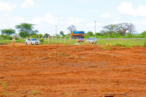 Voi Plots (Tarmac) - thumbnail 14