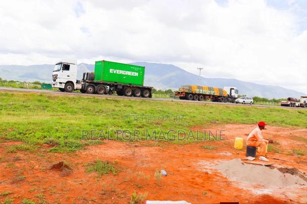 Voi Plots (Tarmac) - thumbnail 16