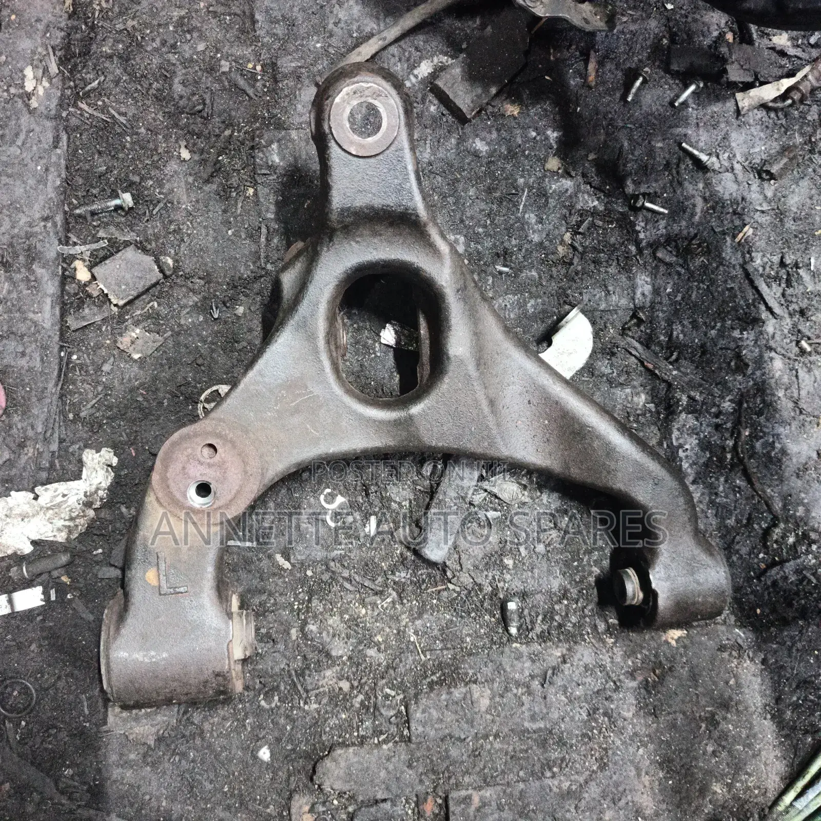 Lower Arm Toyota Dyna