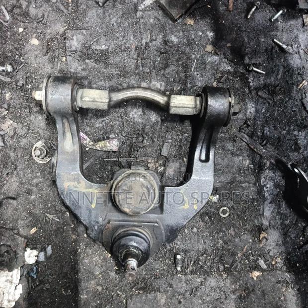 Isuzu Elfu Upper Arm