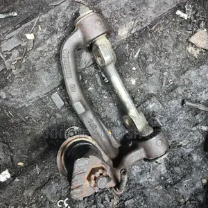 Isuzu Elfu Upper Arm