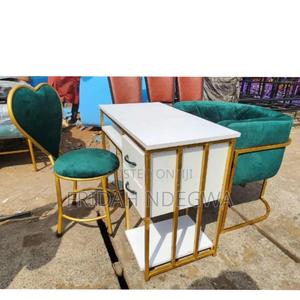 Salon Nail Table and Chair - main view