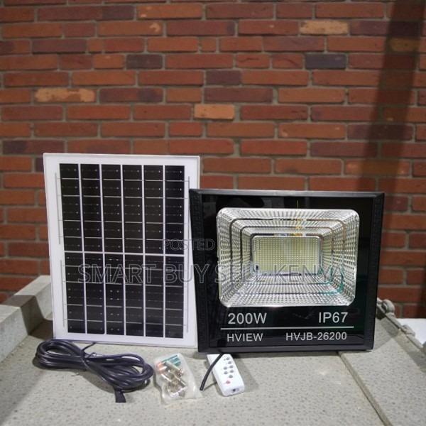 200w Watts Ip67 Water Proof Dusk to Dawn Led Solar Flood Light