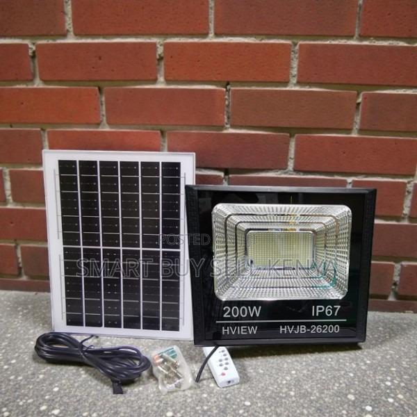 Energy Saving 200w Watts Ip67 Water Proof Led Solar Flood Light - main view