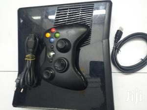 Chipped X-Box 360 - thumbnail 2