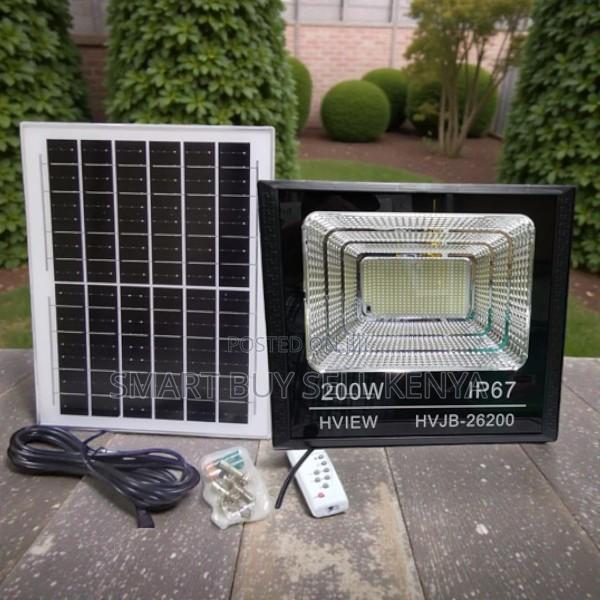 Inbuilt Battery 200w Watts Ip67 Dusk to Dawn Led Solar Flood Light