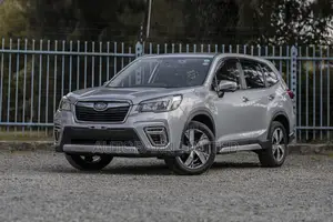 Subaru Forester 2019 Silver