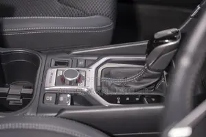 Subaru Forester 2019 Silver