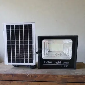 Dusk to Dawn High Power 200 Watts Ip67 Solar Flood Light Home Security