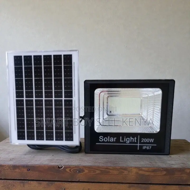 Dusk to Dawn High Power 200 Watts Ip67 Solar Flood Light Home Security